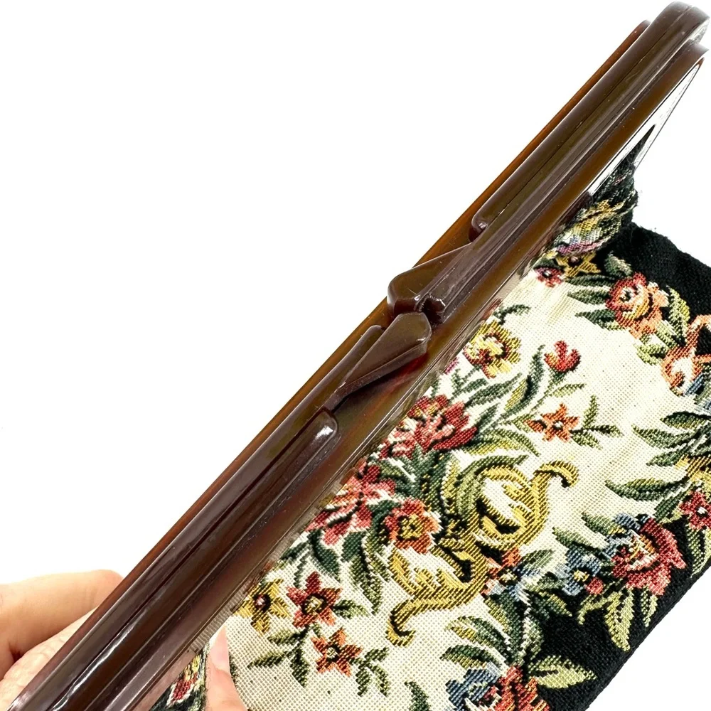 ✨SALE✨ Vintage Floral Kiss Lock Clutch Bag - Picture 3 of 6